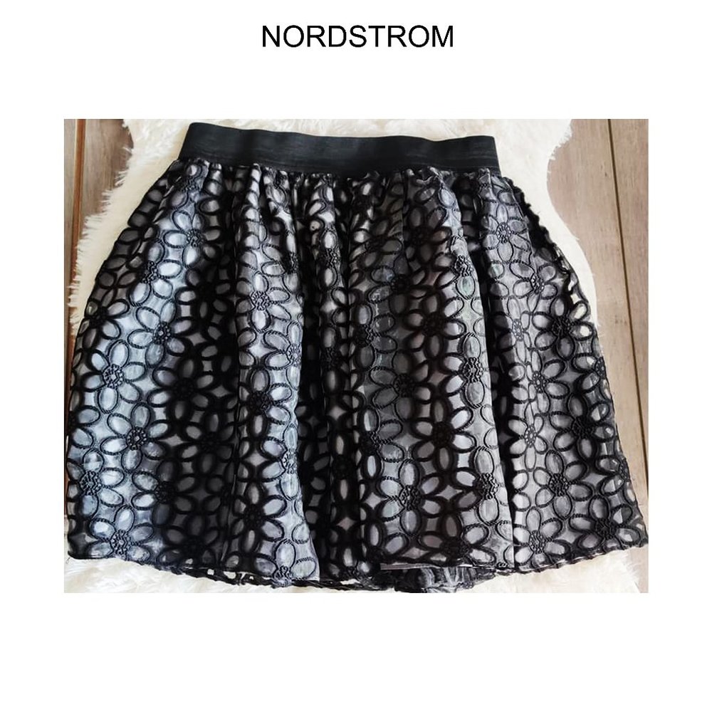 Pippa & Julie Skirt Sz 16 NWT